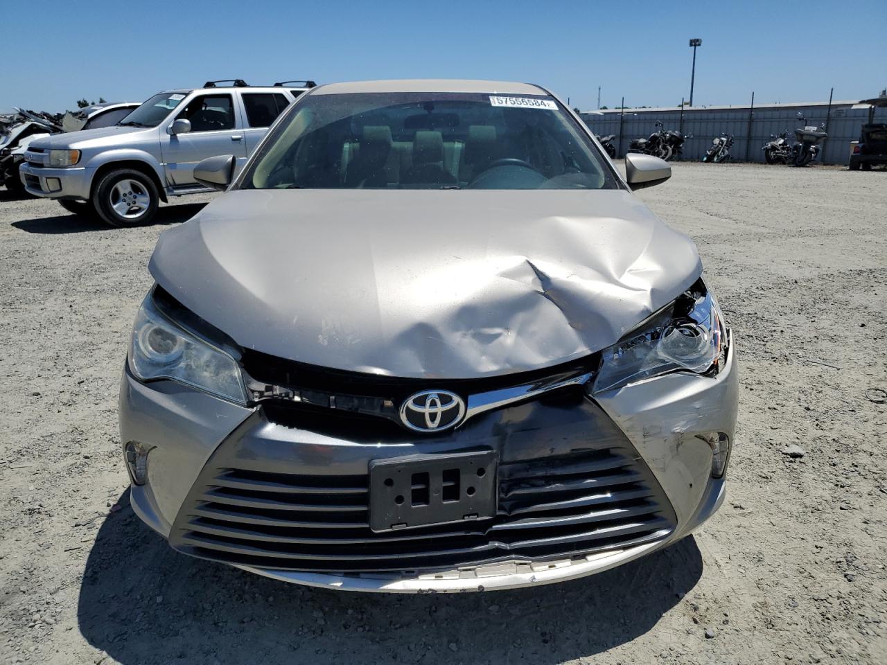 4T1BF1FKXHU657748 2017 Toyota Camry Le