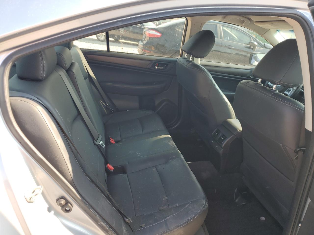 4S3BNEJ69F3007398 2015 Subaru Legacy 3.6R Limited