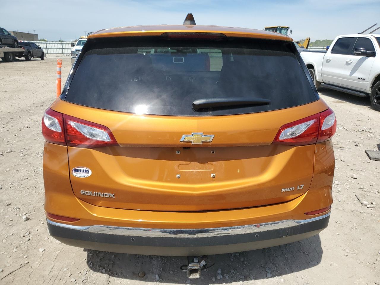 2GNAXSEV9J6172317 2018 Chevrolet Equinox Lt