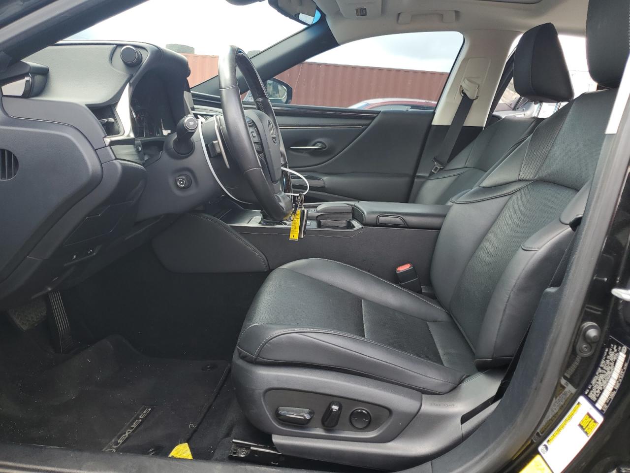 58ADZ1B14MU085821 2021 Lexus Es 350 Base