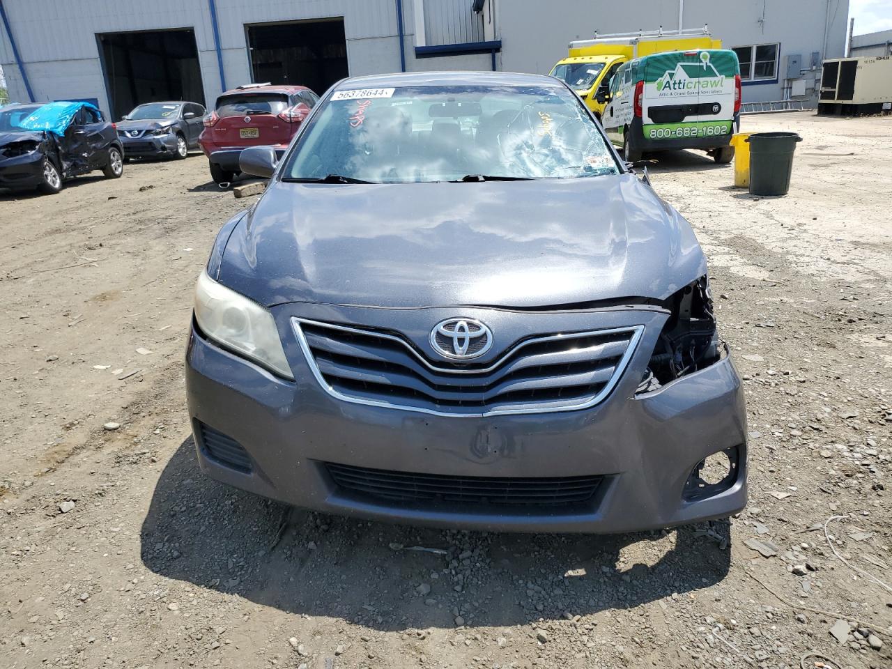 4T1BF3EK1BU758147 2011 Toyota Camry Base