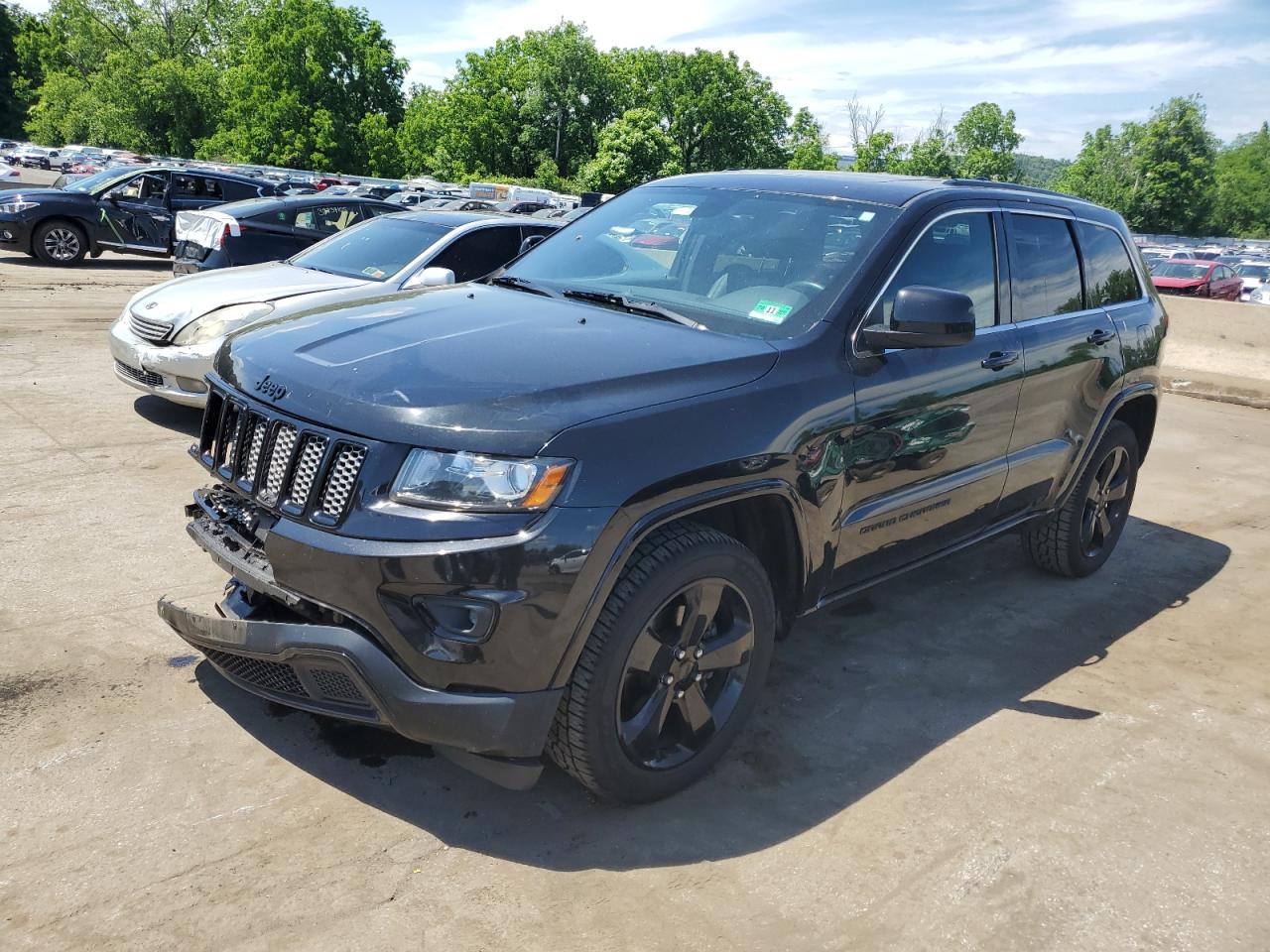 1C4RJFAG5FC607490 2015 Jeep Grand Cherokee Laredo