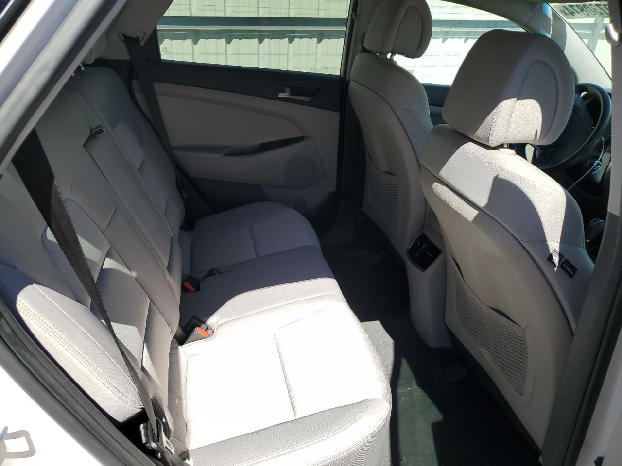 KM8J3CA25HU295674 2017 Hyundai Tucson Limited