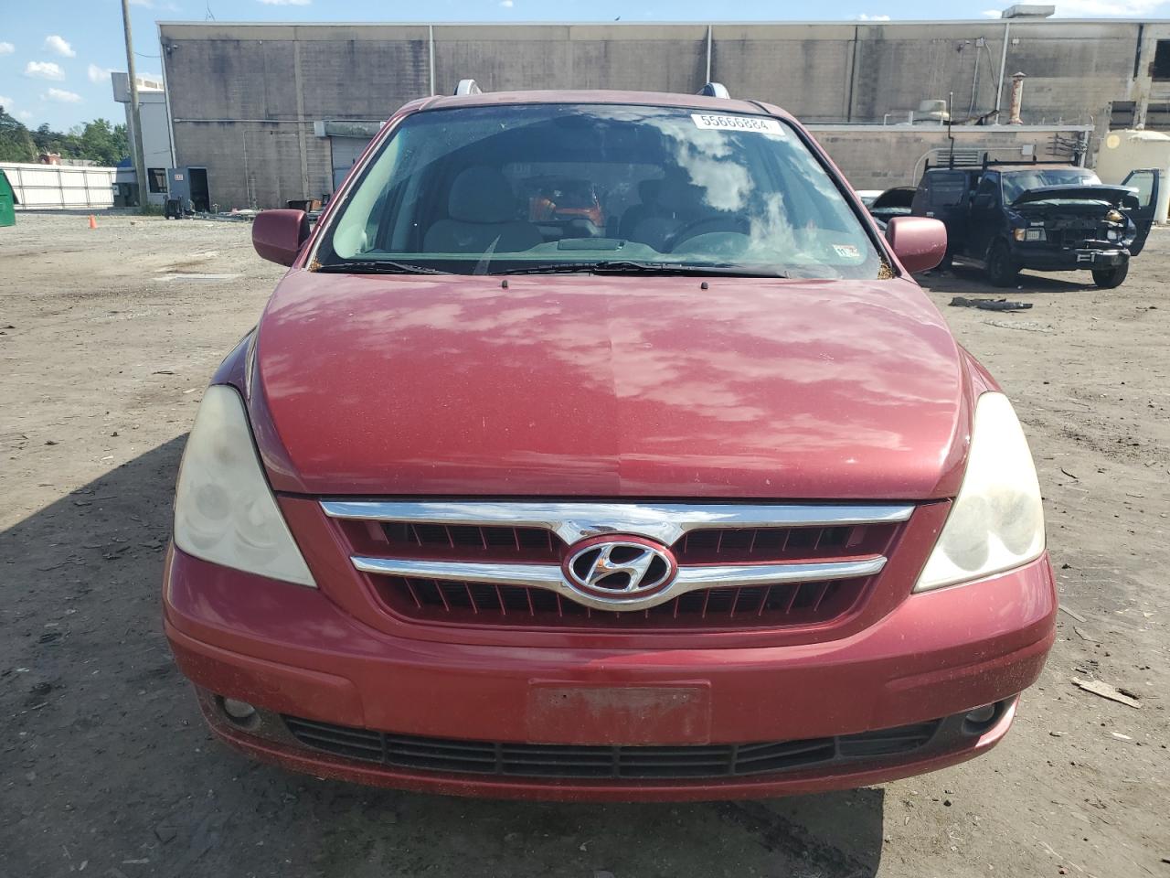 KNDMC233476026165 2007 Hyundai Entourage Gls