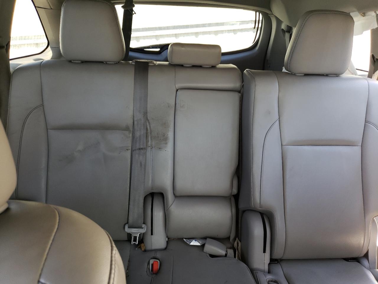 5TDJGRFH4KS058288 2019 Toyota Highlander Hybrid