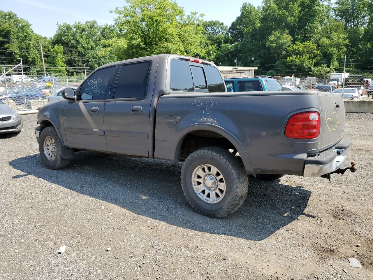 1FTRW08W51KE21717 2001 Ford F150 Supercrew