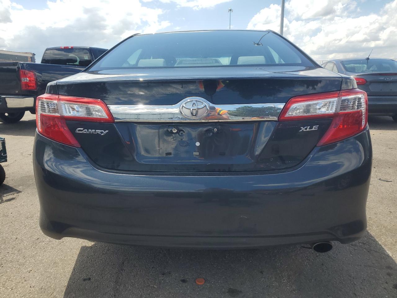 4T4BF1FK8DR288646 2013 Toyota Camry L