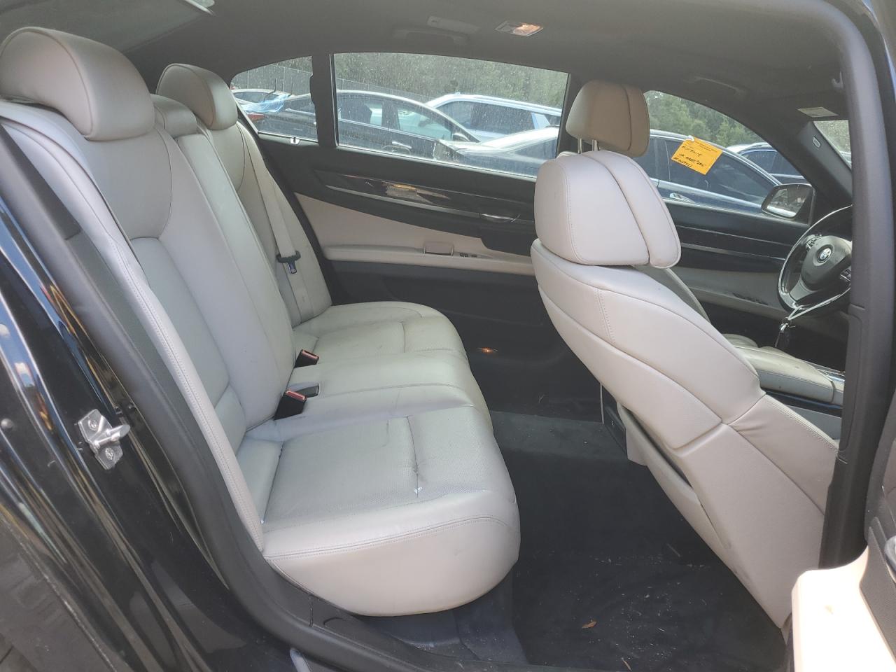 WBAKC8C54BC431655 2011 BMW 750 Lxi