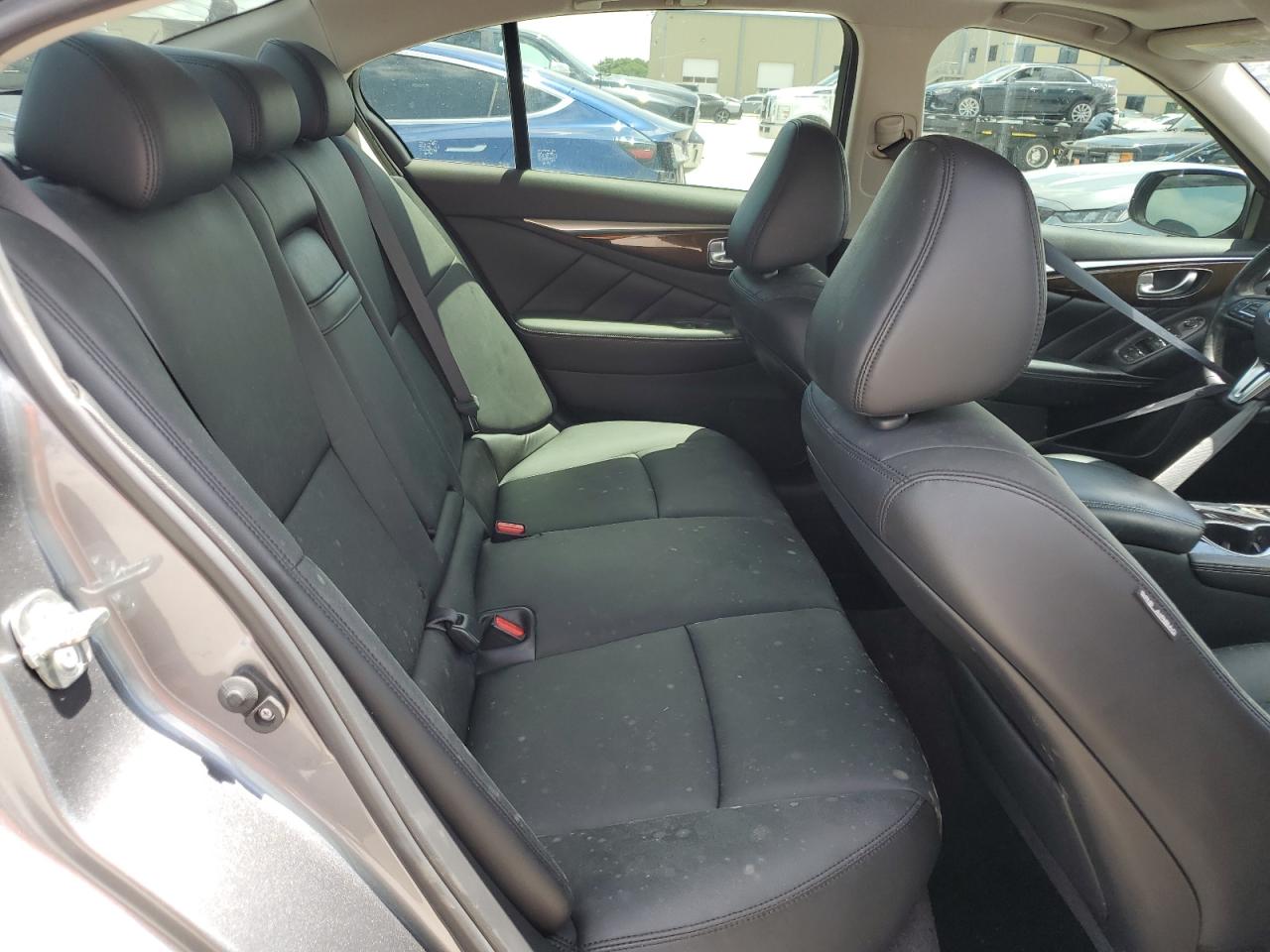 JN1EV7AP0JM366551 2018 Infiniti Q50 Luxe