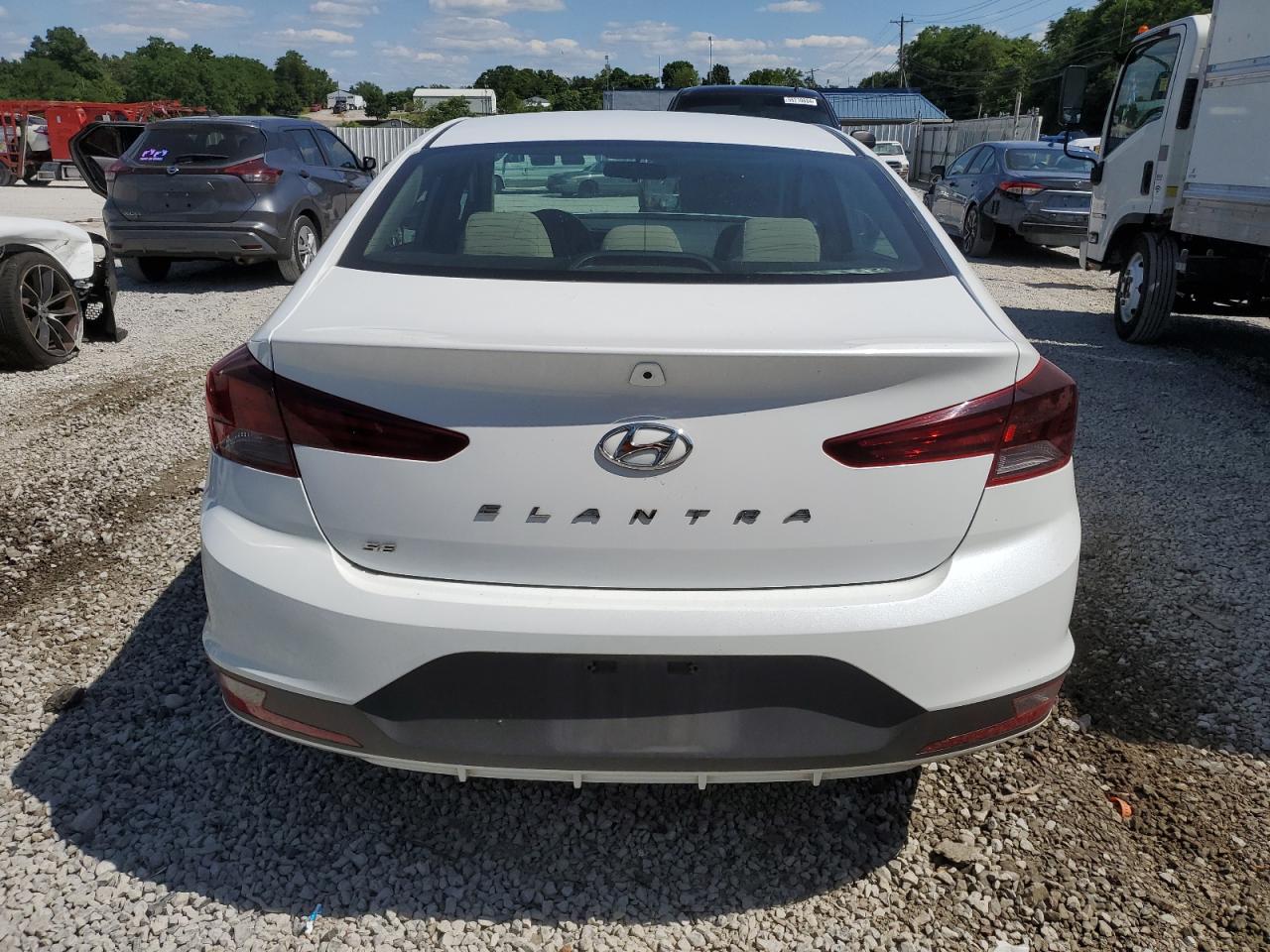 5NPD74LFXKH473270 2019 Hyundai Elantra Se