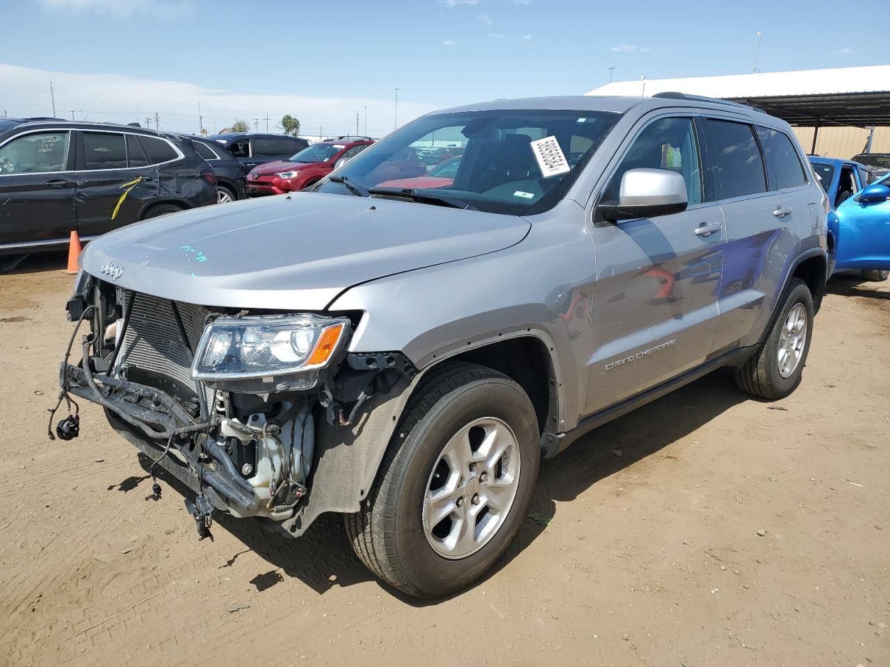  Salvage Jeep Grand Cherokee