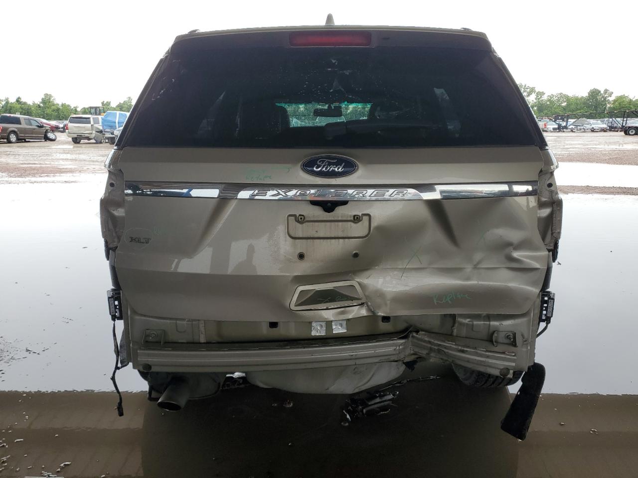 1FM5K7D88HGA68960 2017 Ford Explorer Xlt