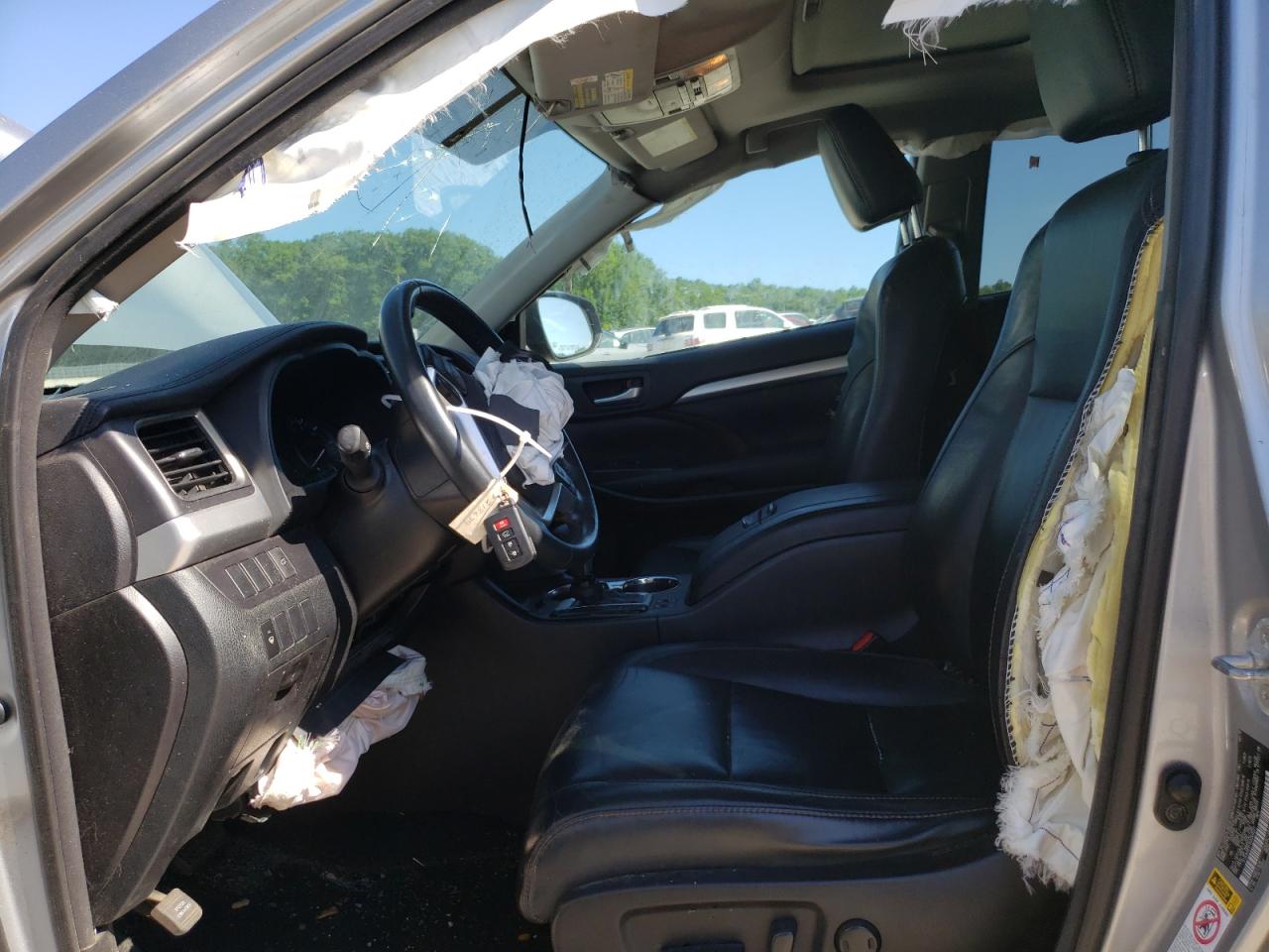 5TDJKRFH1GS269227 2016 Toyota Highlander Xle