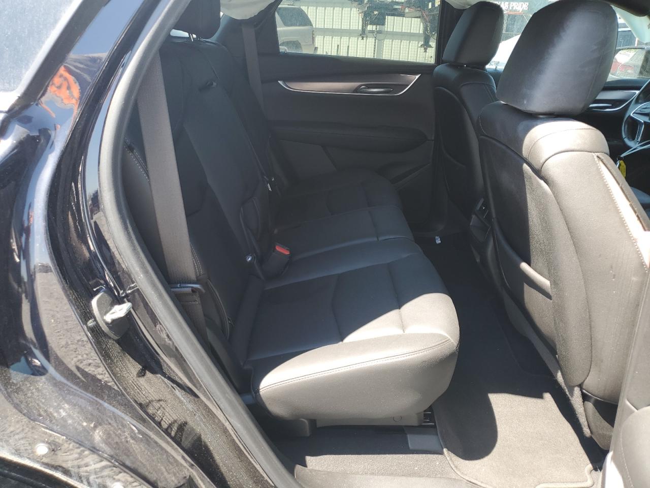 1GYKNAR41NZ123258 2022 Cadillac Xt5 Luxury