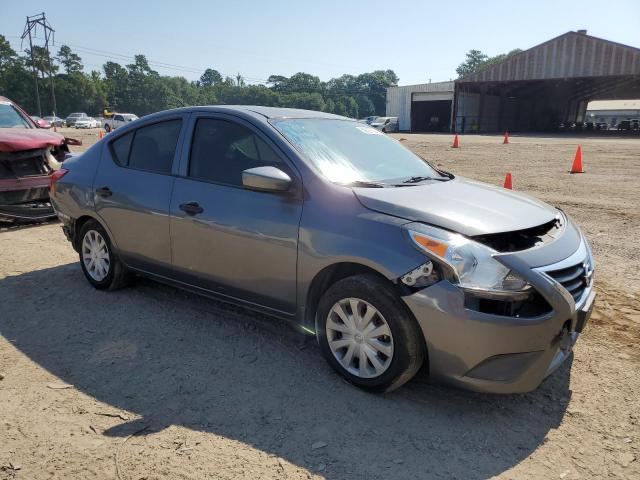 3N1CN7AP4JL820513 2018 Nissan Versa S