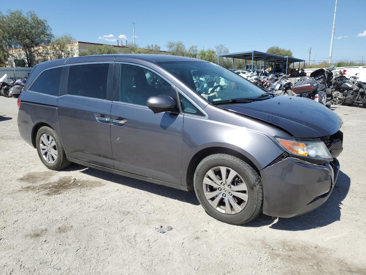 2016 Honda Odyssey Se vin: 5FNRL5H30GB136828