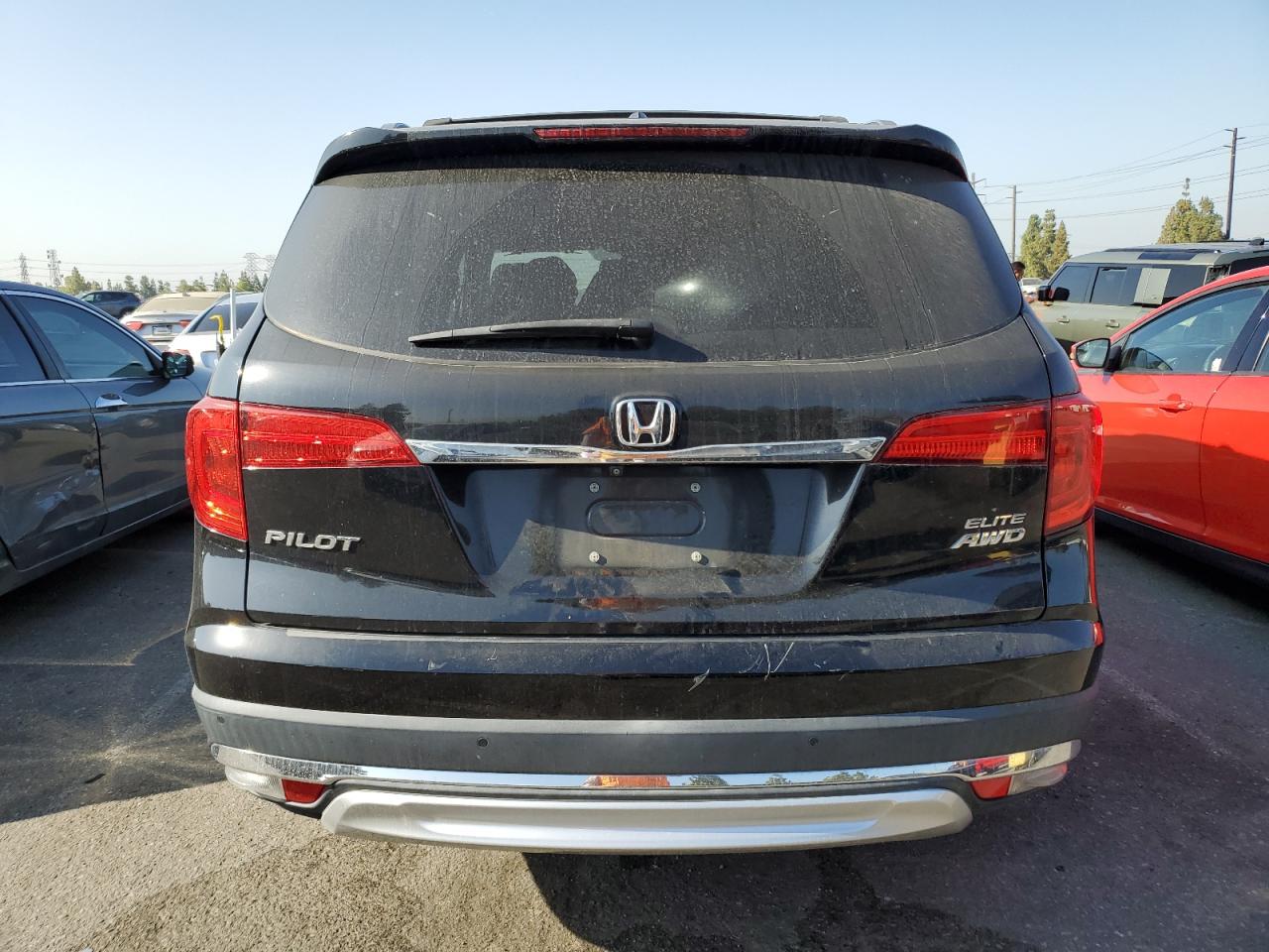 5FNYF6H04GB033748 2016 Honda Pilot Elite
