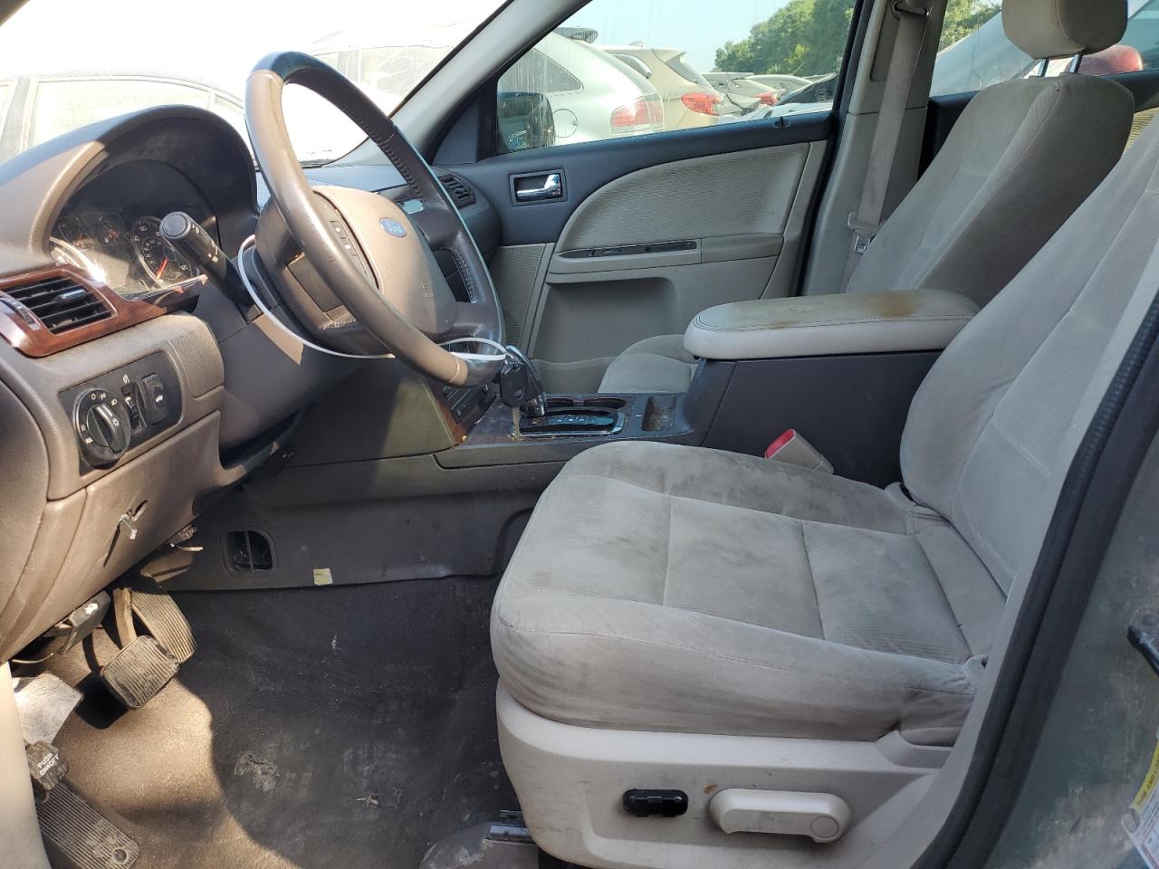 1FAHP27W18G155718 2008 Ford Taurus Sel