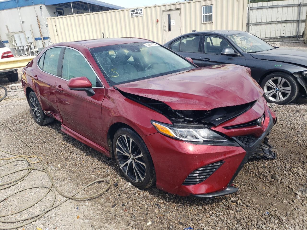 2018 Toyota Camry L vin: 4T1B11HK7JU676050