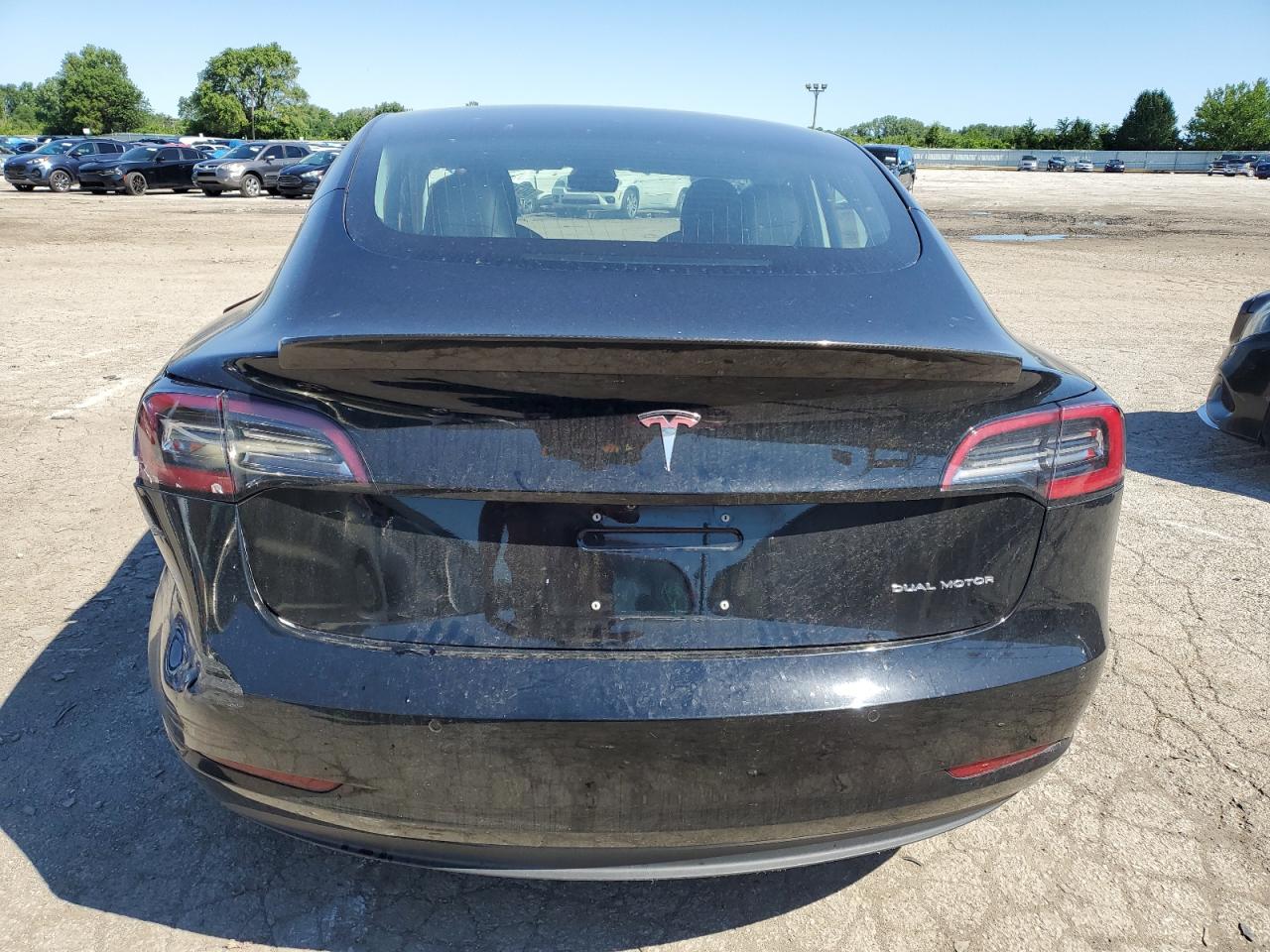 Lot #2846866684 2018 TESLA MODEL 3