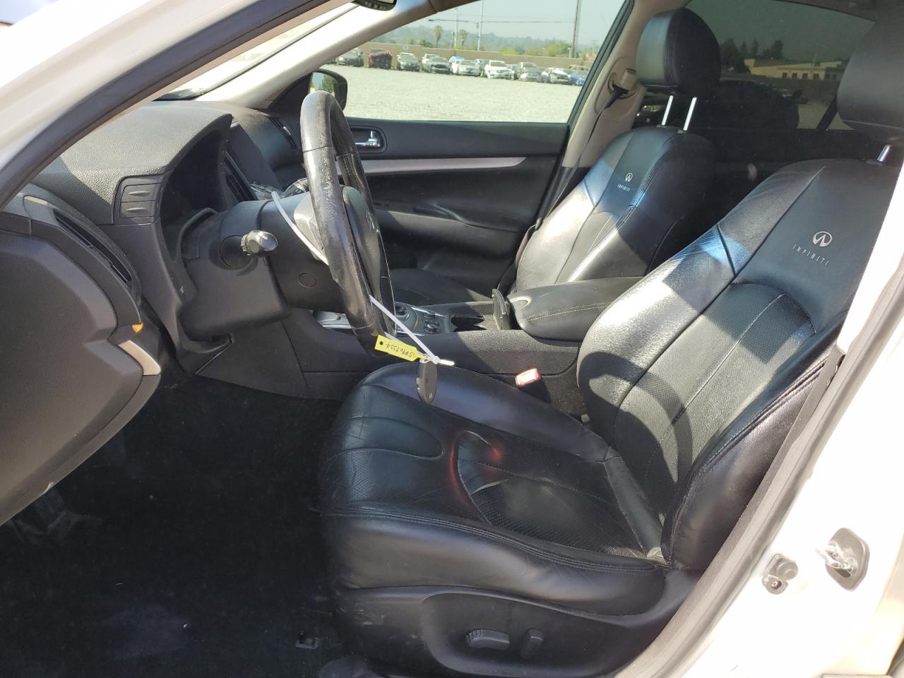 JN1DV6AR0BM651064 2011 Infiniti G25