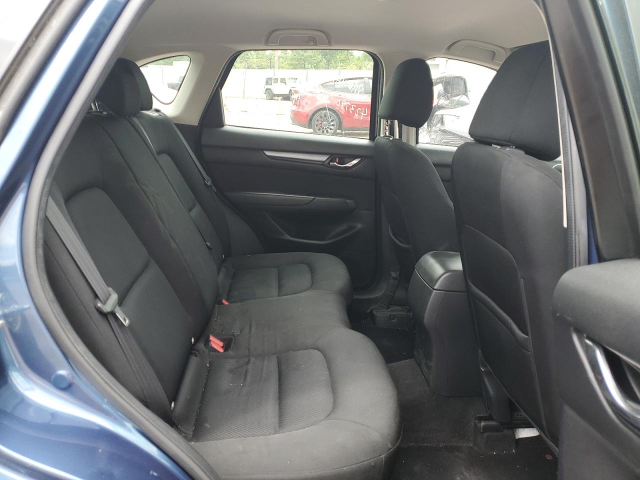 JM3KFBBMXJ0361098 2018 Mazda Cx-5 Sport