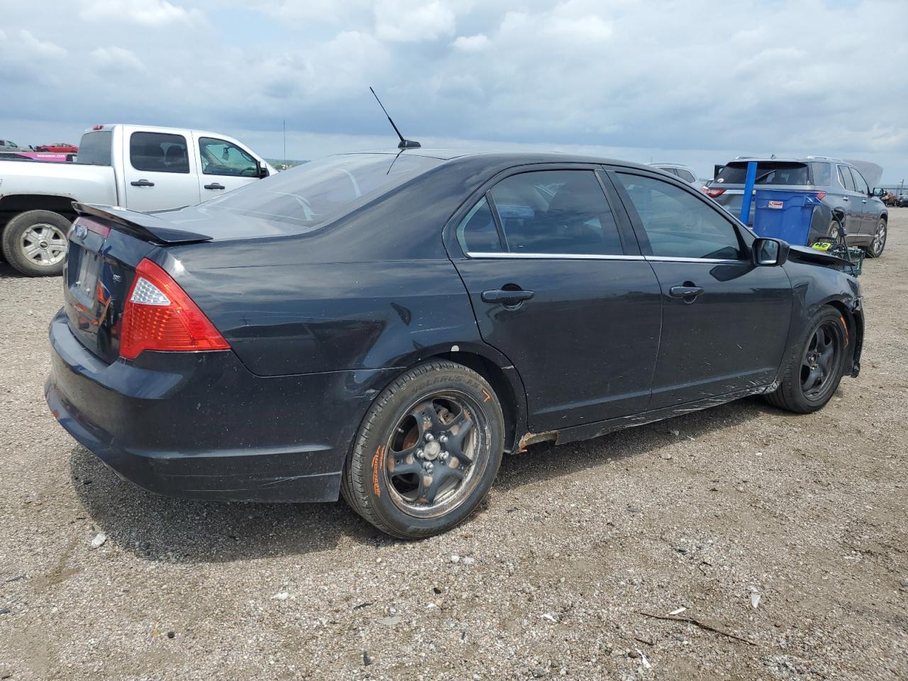 3FAHP0HA8AR371197 2010 Ford Fusion Se