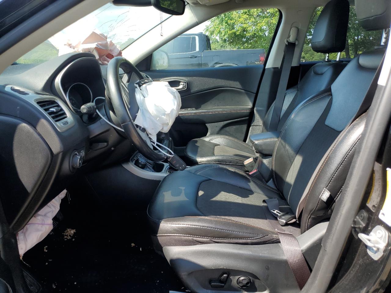 3C4NJDBB2LT125940 2020 Jeep Compass Latitude