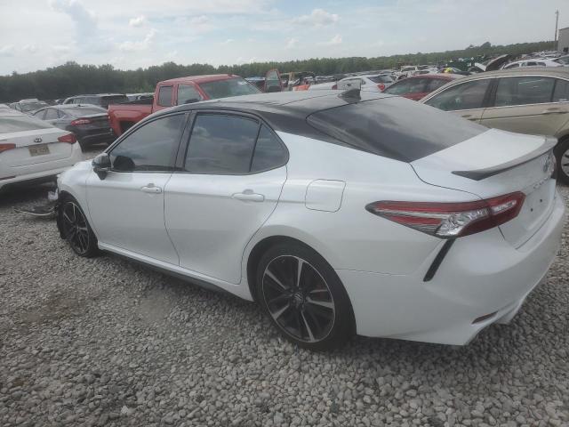 VIN 4T1B61HK4KU294786 2019 Toyota Camry, Xse no.2