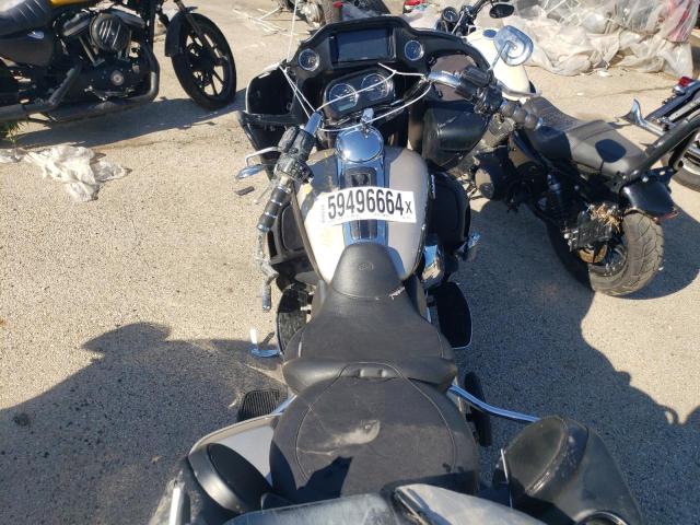 2018 HARLEY-DAVIDSON FLTRU 1HD1KGD17JB645517