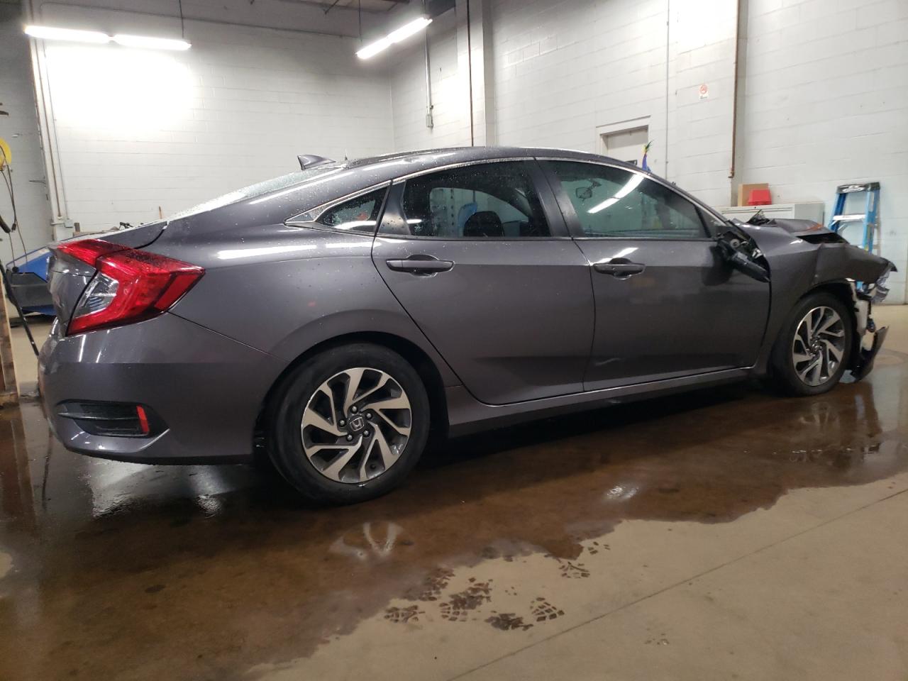 2HGFC2F71JH502225 2018 Honda Civic Ex