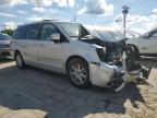 CHRYSLER TOWN & COU photo