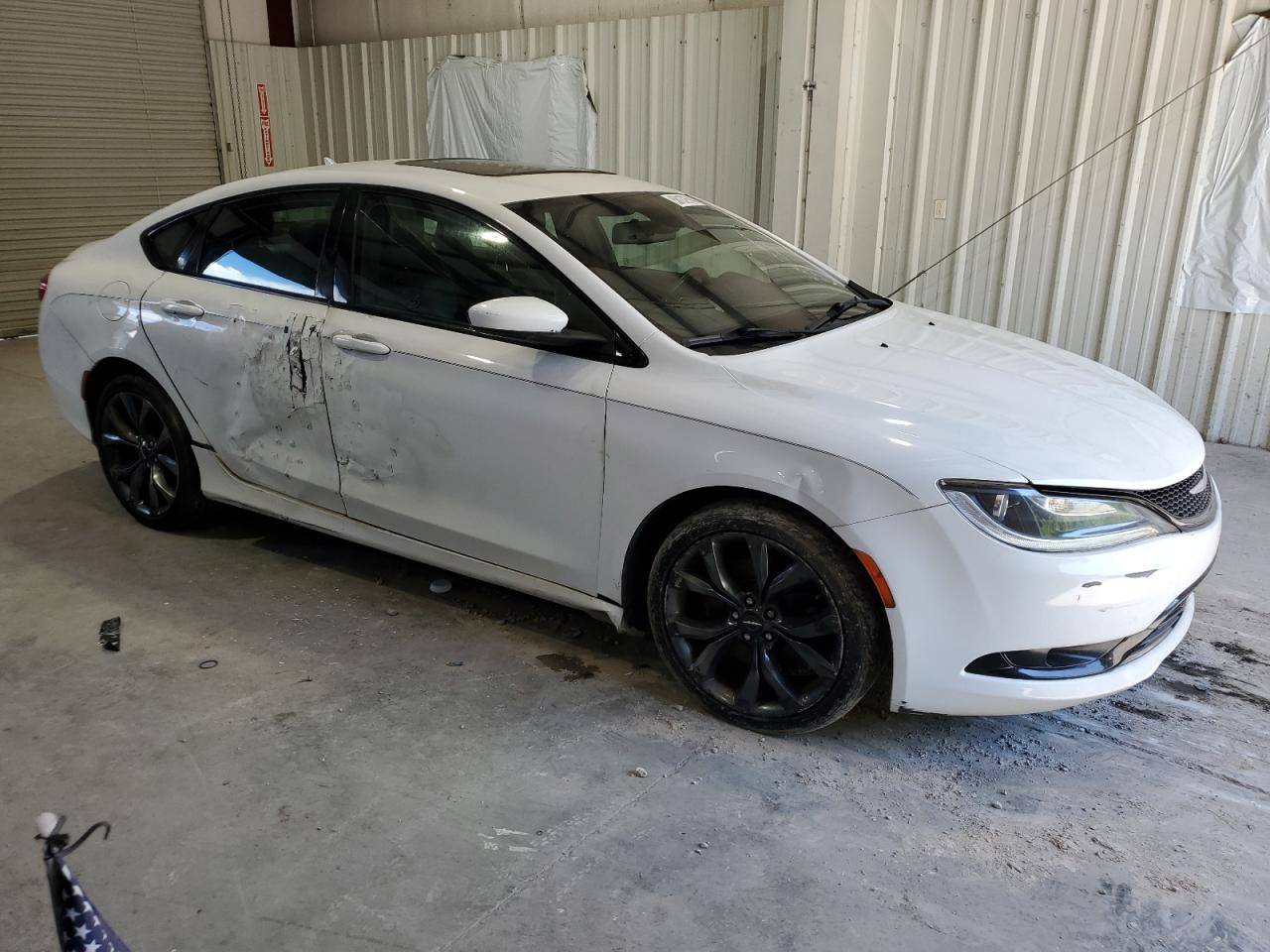 2015 Chrysler 200 S vin: 1C3CCCBG3FN582501