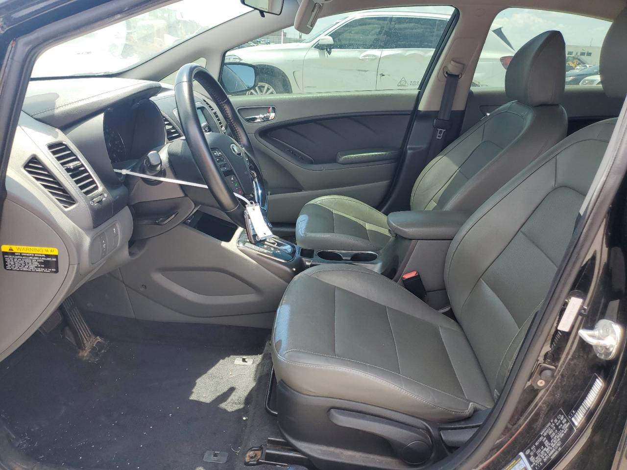 3KPFL4A84HE127821 2017 Kia Forte Ex