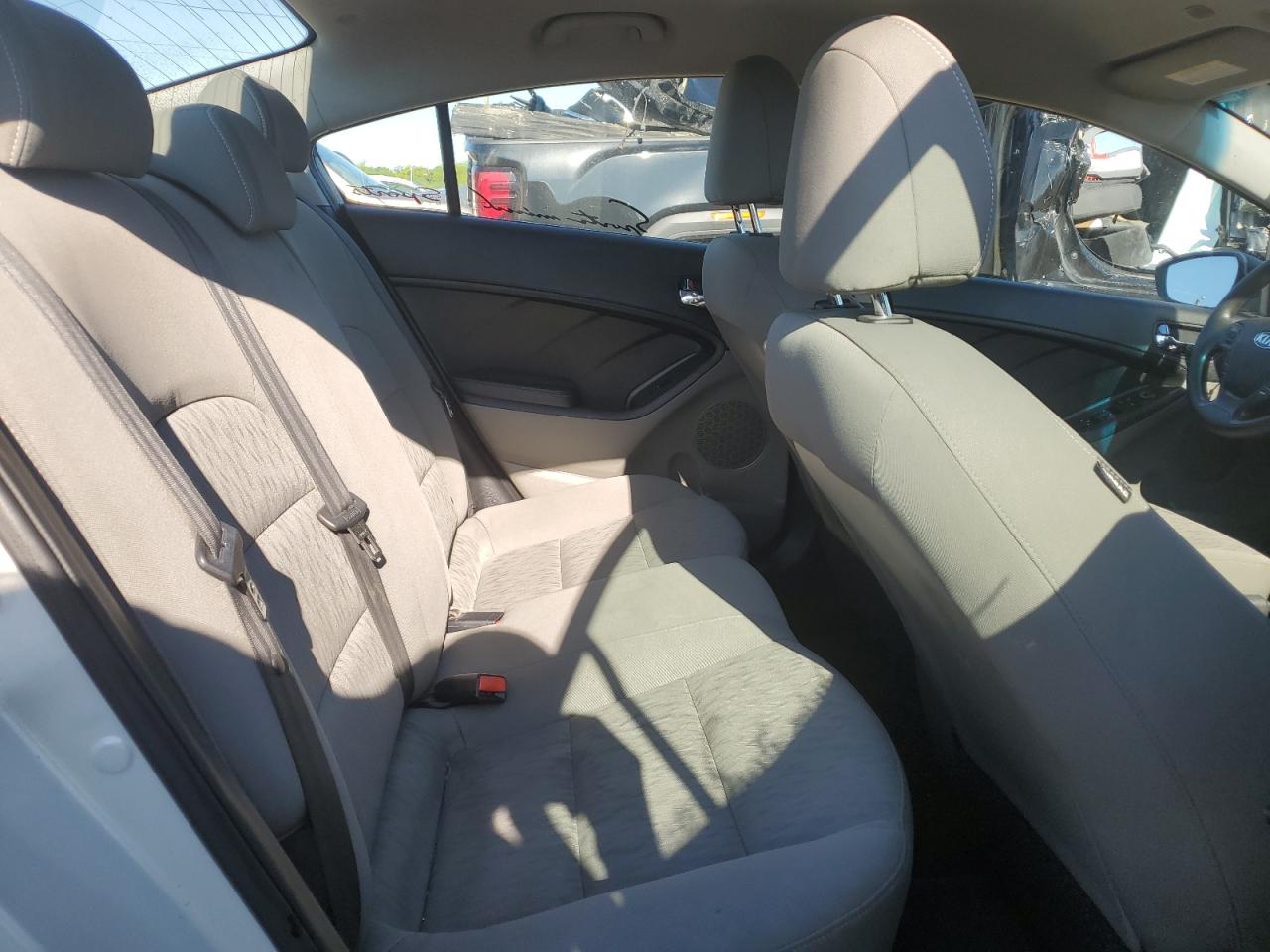 KNAFK4A64F5312491 2015 Kia Forte Lx