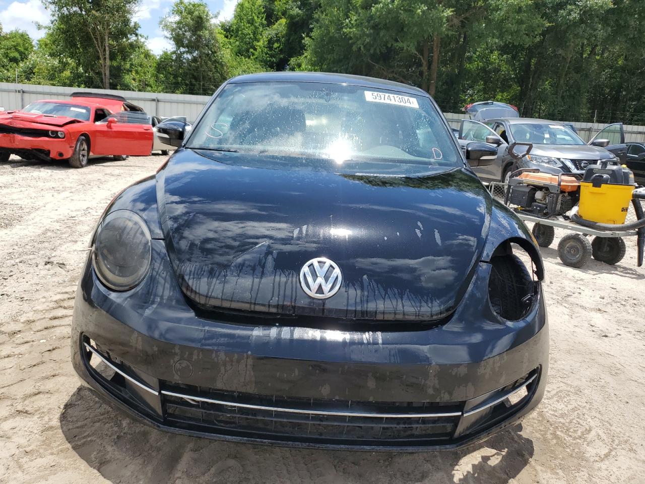 3VWJX7AT2CM648648 2012 Volkswagen Beetle