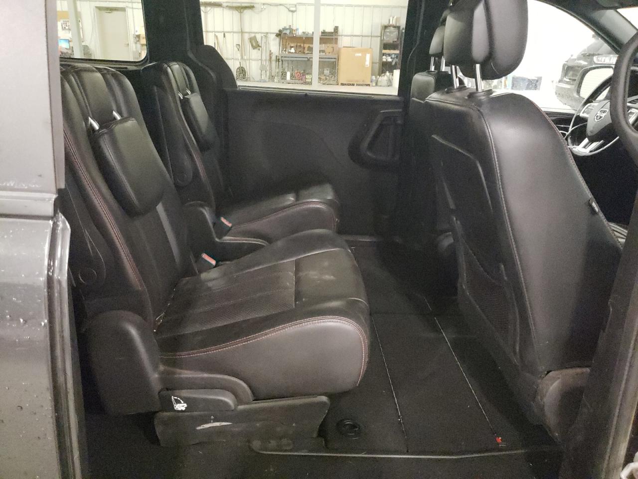 2C4RDGEG8CR389068 2012 Dodge Grand Caravan R/T