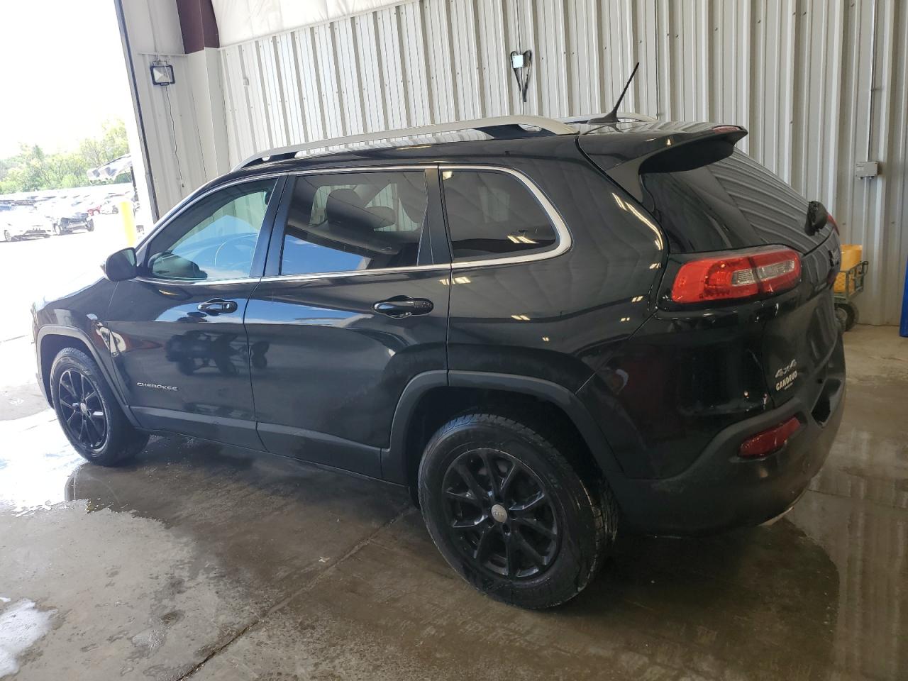 2015 Jeep Cherokee Latitude vin: 1C4PJMCS7FW789480