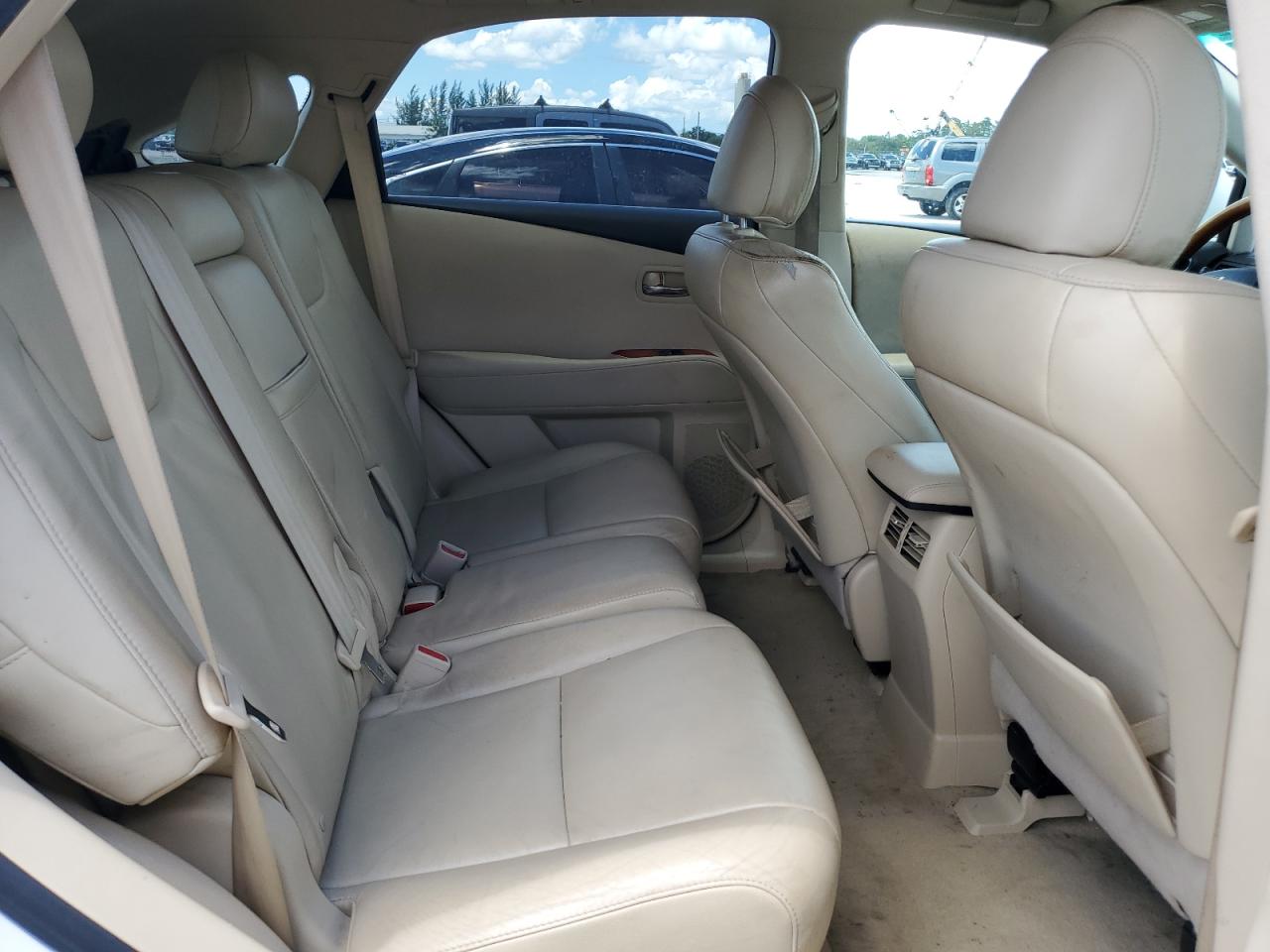 2T2ZK1BA5BC047901 2011 Lexus Rx 350