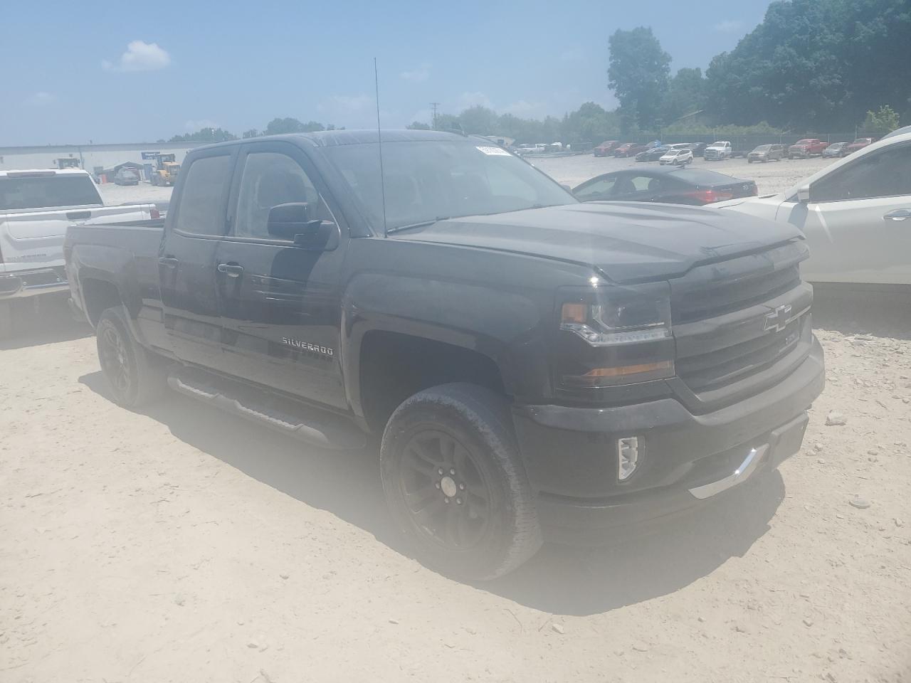 1GCVKREC0JZ192279 2018 Chevrolet Silverado K1500 Lt