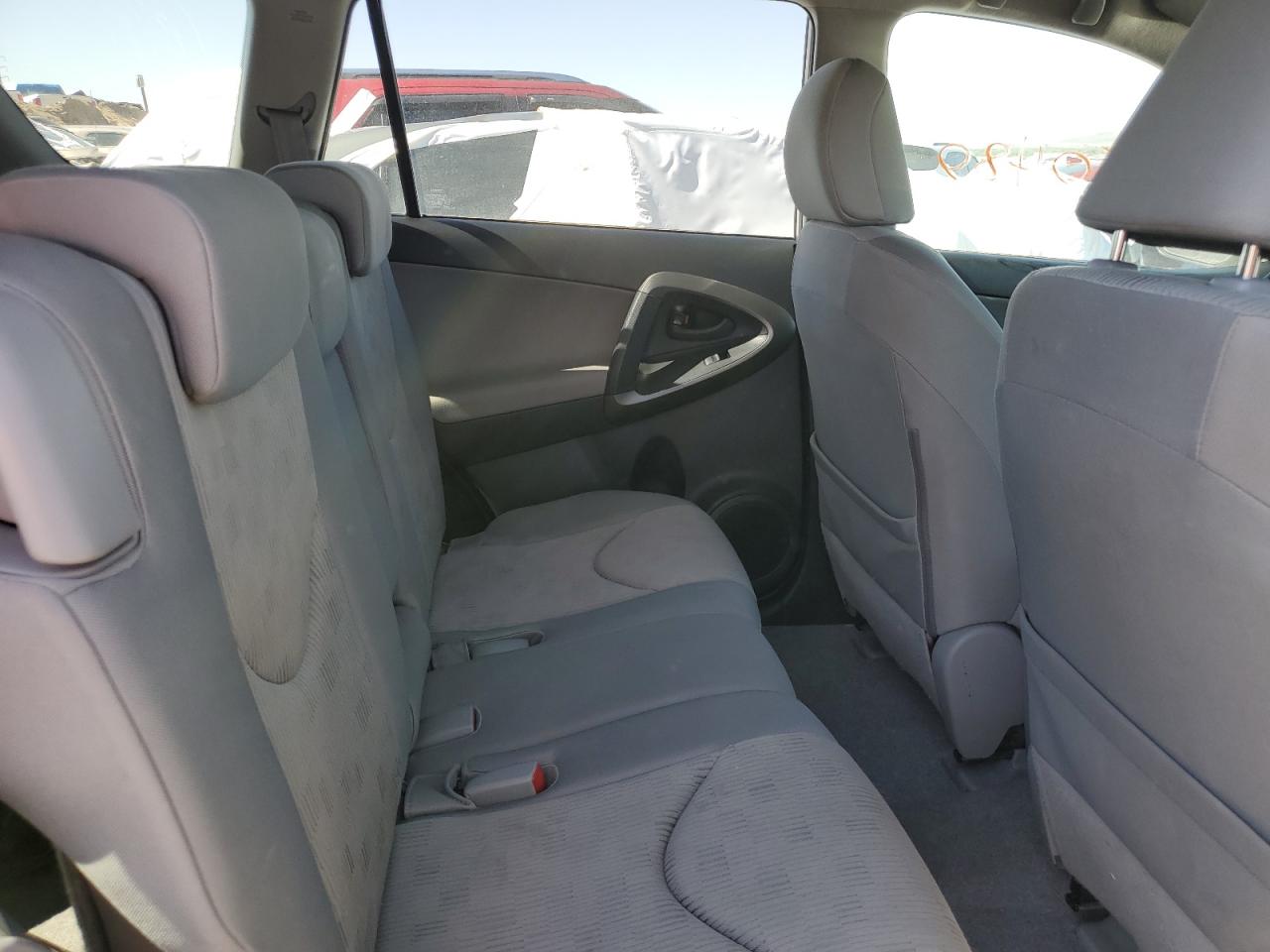 JTMBK4DV7AD011152 2010 Toyota Rav4