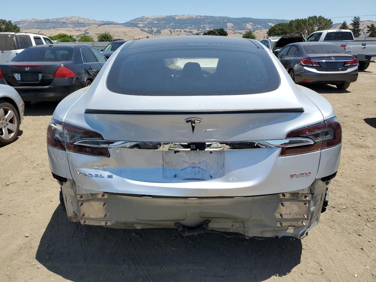 5YJSA1H22FFP74973 2015 Tesla Model S 85D