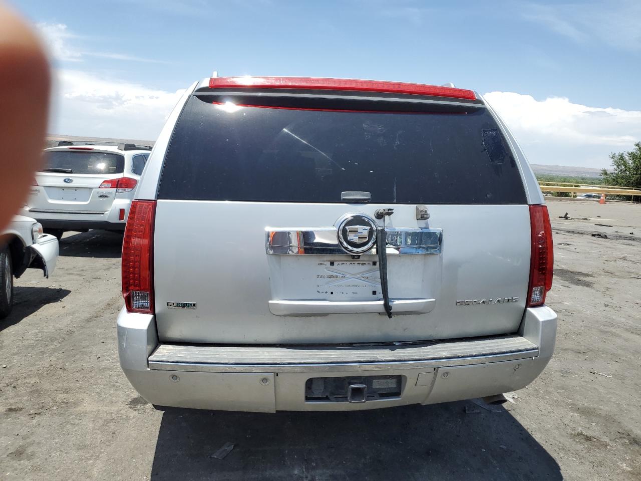 1GYS3JEF7BR306253 2011 Cadillac Escalade Esv Premium