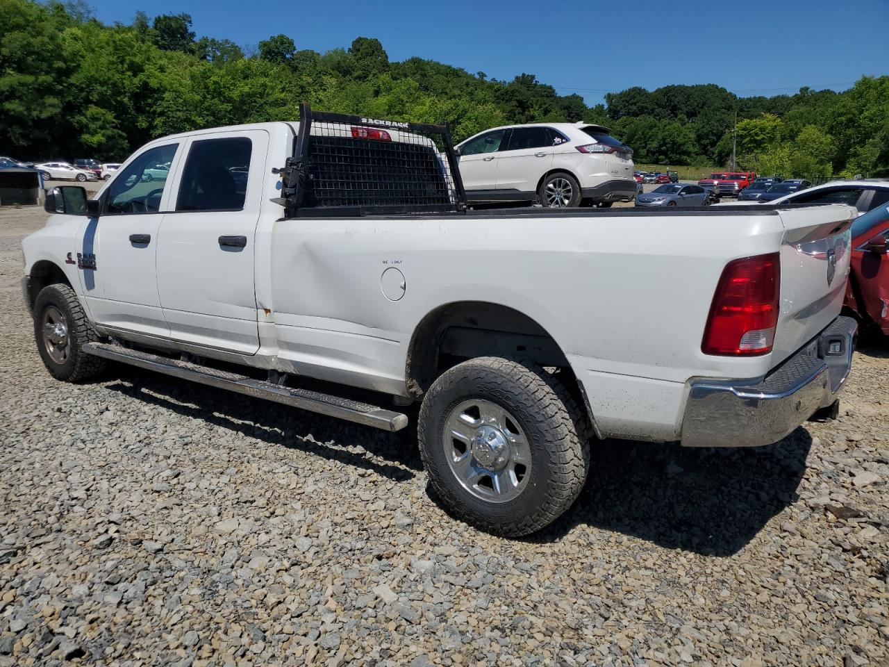 2018 Ram 2500 St vin: 3C6UR5HL0JG377841