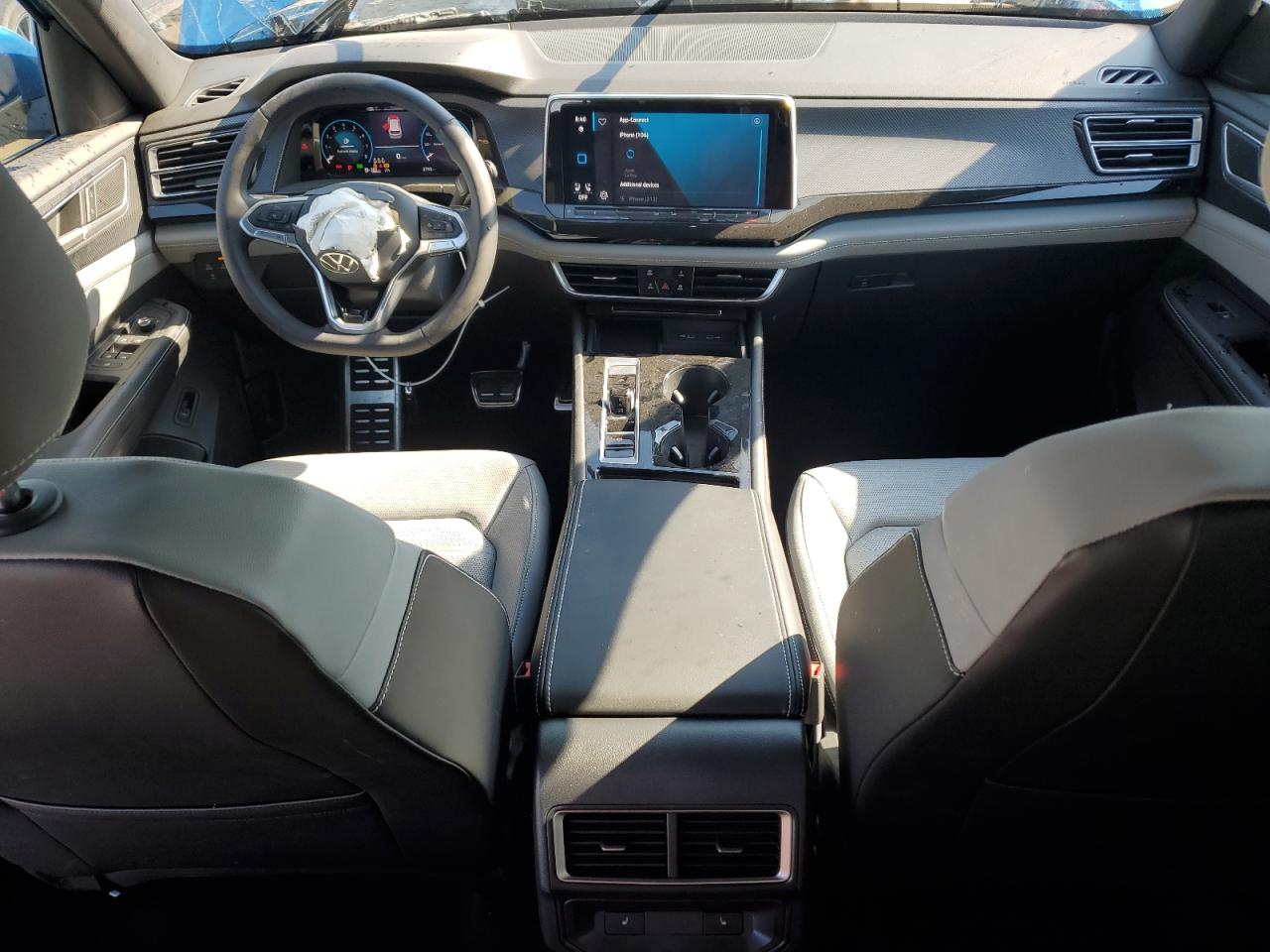 1V2AE2CA1RC221137 2024 Volkswagen Atlas Cross Sport Sel R-Line