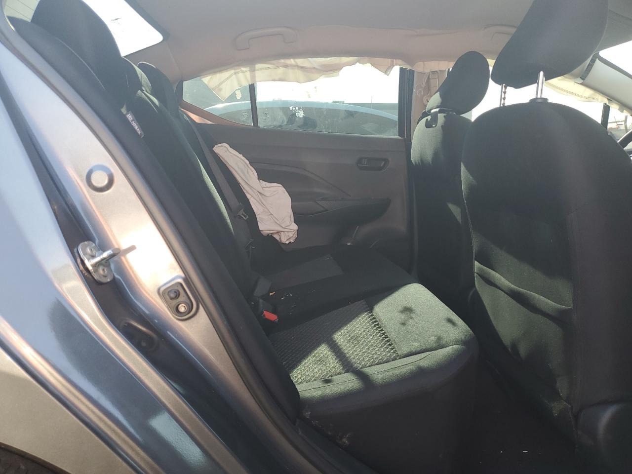 3N1CN8DV5NL840078 2022 Nissan Versa S