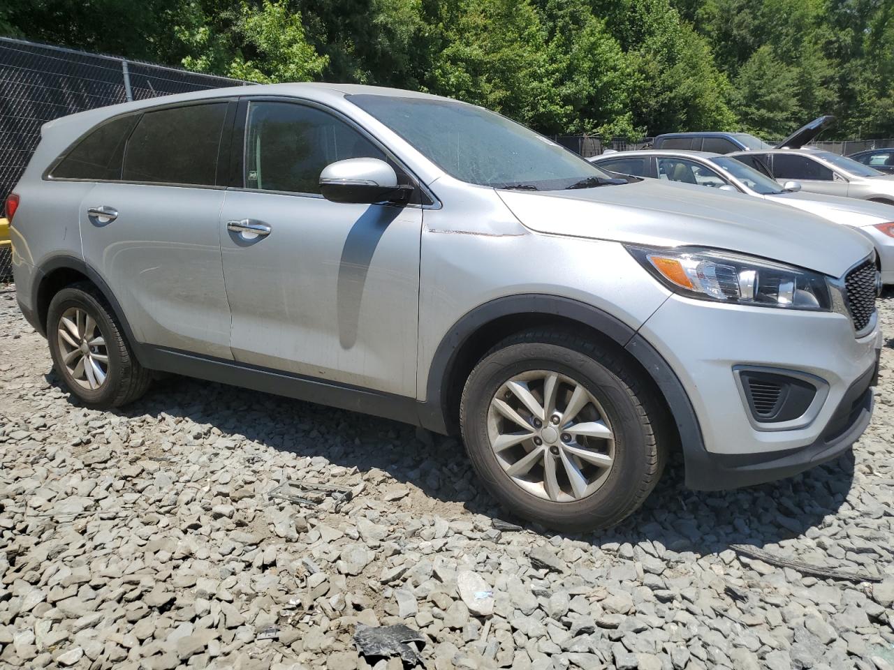 5XYPG4A37JG418819 2018 Kia Sorento Lx 5XYPG4A37JG418819 2018 Kia Sorento Lx