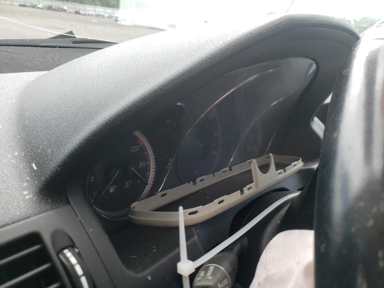 WDDGF5EB3BR158793 2011 Mercedes-Benz C 300