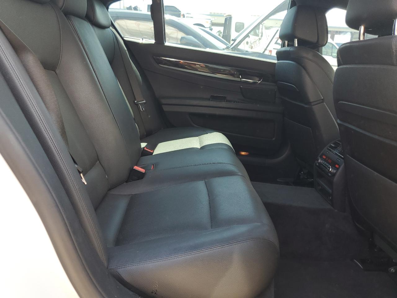 WBAYE4C54FD947172 2015 BMW 740 Li