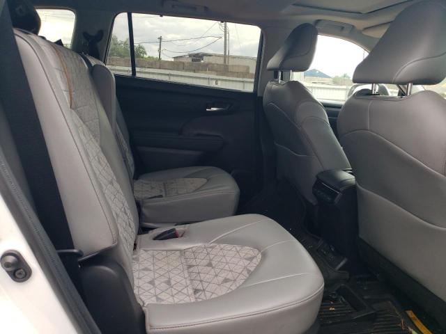 2022 TOYOTA HIGHLANDER - 5TDABRCH5NS543966